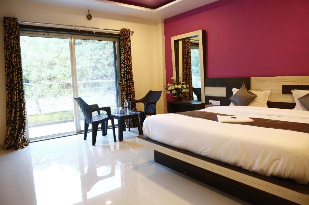 Hotel Shriyan Mahābaleshwar Екстериор снимка