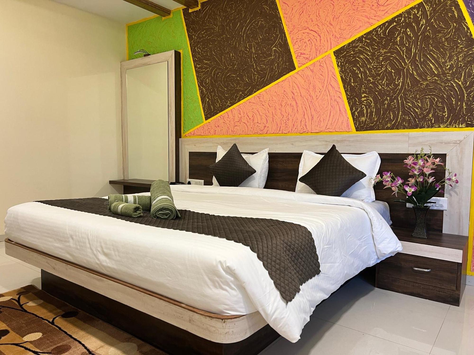 Hotel Shriyan Mahābaleshwar Екстериор снимка