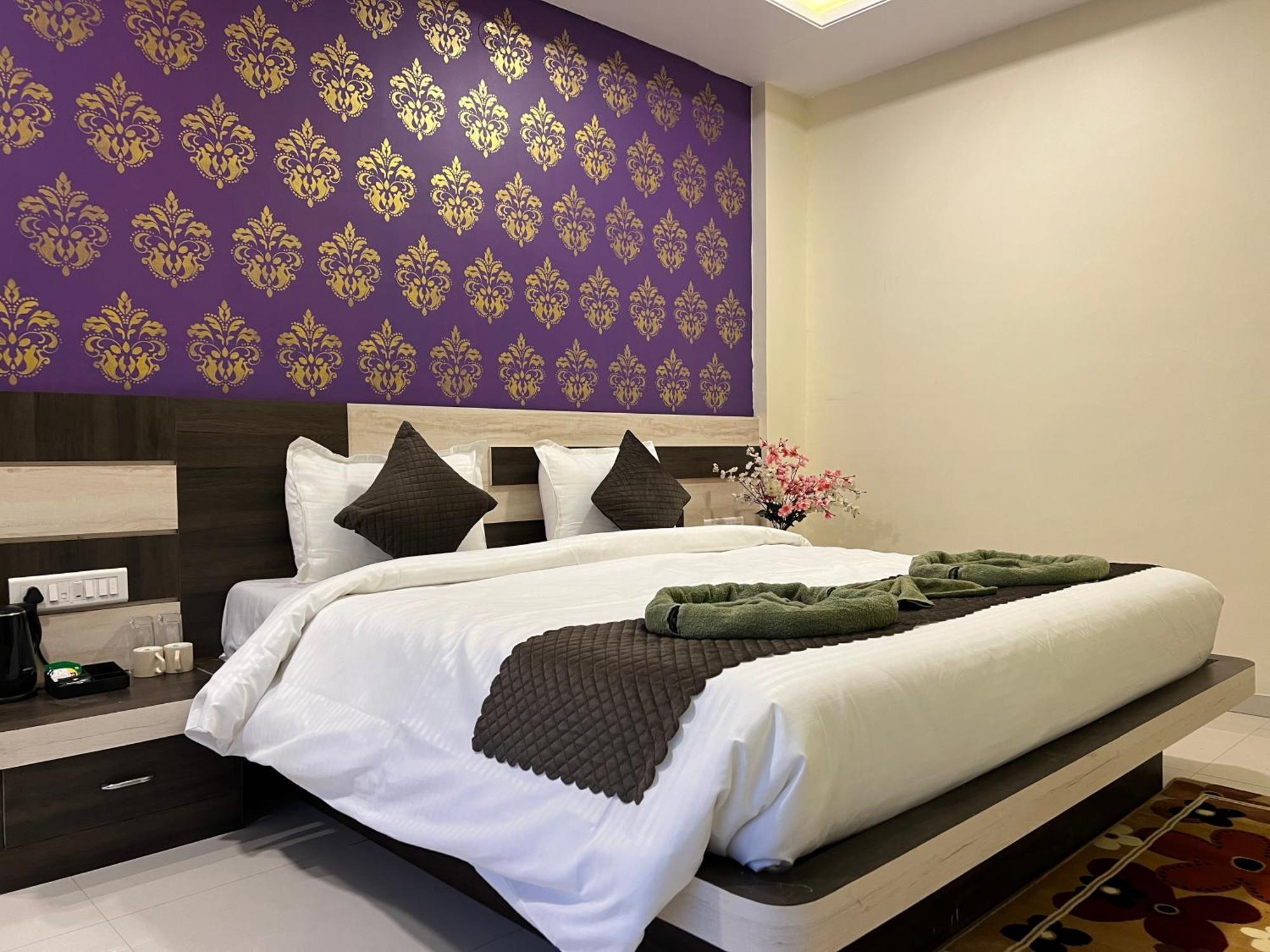 Hotel Shriyan Mahābaleshwar Екстериор снимка